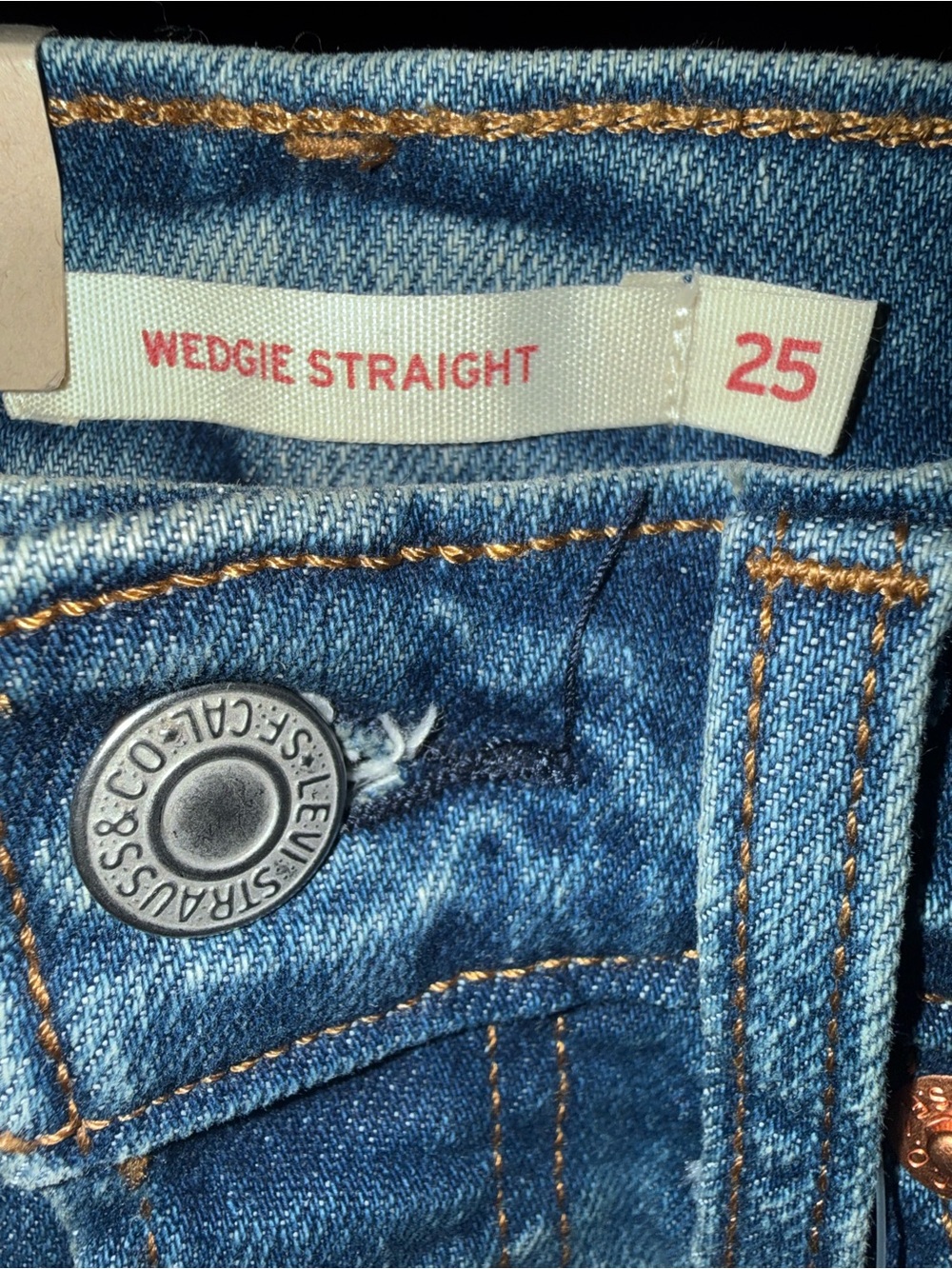 Levi's Wedgie Straight Jeans -Maximum Effort- 25x28 - Picture 5 of 7